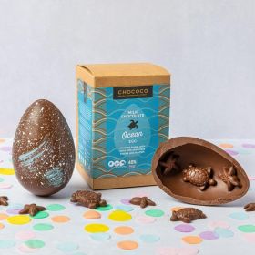 milk chocolate ocean egg with turtles and starfish inside by chococo