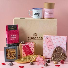 a studio shoot of the wooden deluxe hot chocolate hamper by Chococo