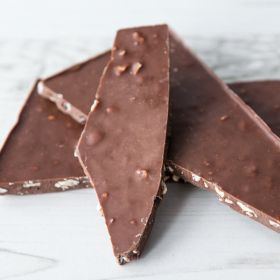 Milk Chocolate Toasted Cashew & Sea Salt Slabs by Chococo handcrafted in Dorset 