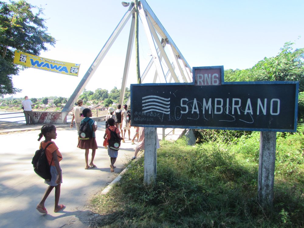 sambirano river sign